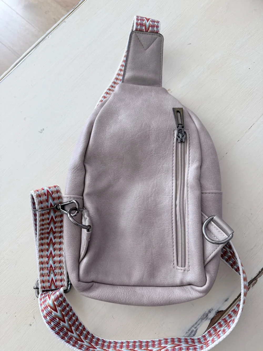 Mroede Crossbody Sling Bag in Light Taupe